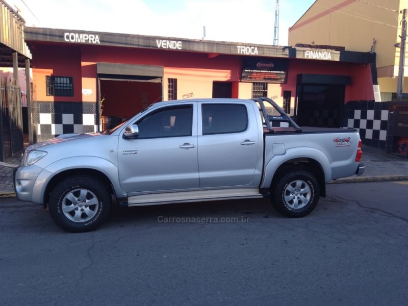 HILUX 3.0 SRV 4X4 CD 16V TURBO INTERCOOLER DIESEL 4P AUTOMÁTICO - 2011 - CAXIAS DO SUL