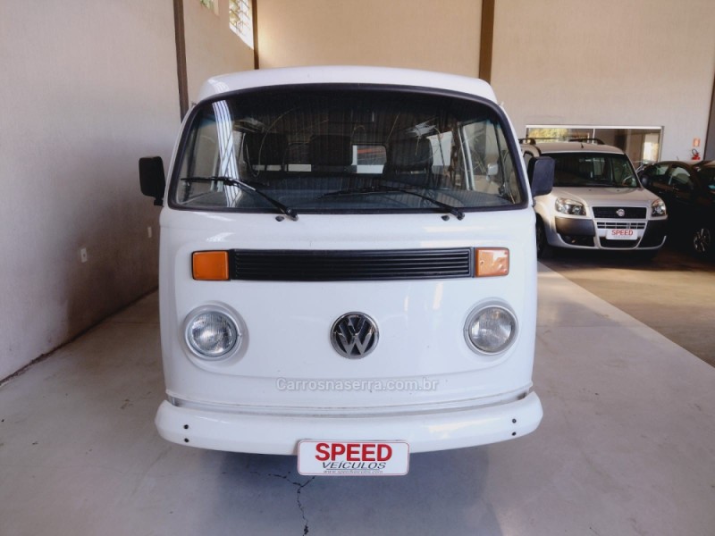 KOMBI 1.6 MI STD 8V GASOLINA 3P MANUAL - 2002 - SãO SEBASTIãO DO CAí