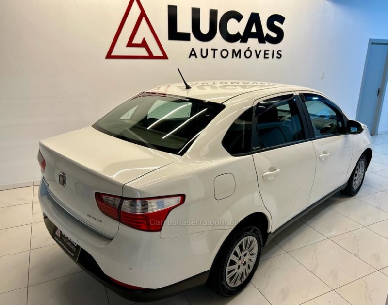 GRAND SIENA 1.0 ATTRACTIVE 8V FLEX 4P MANUAL - 2018 - BOM RETIRO DO SUL