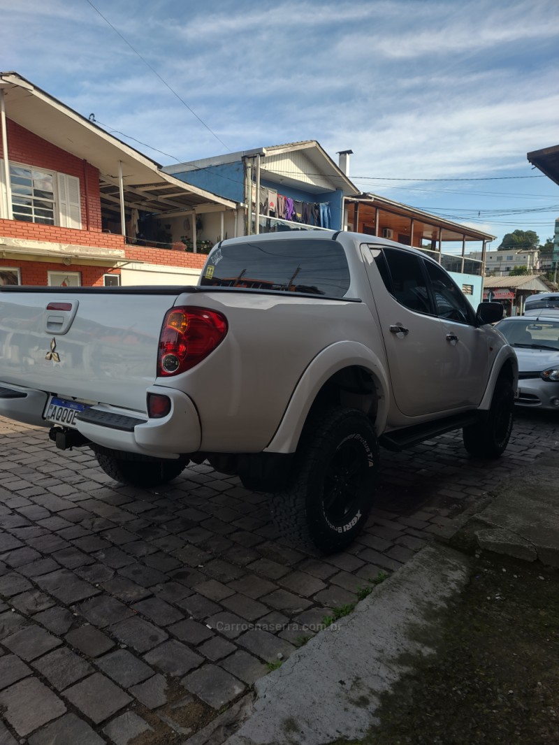 L200 TRITON 3.2 GL 4X4 CD 16V TURBO INTERCOLER DIESEL 4P MANUAL - 2008 - CAXIAS DO SUL