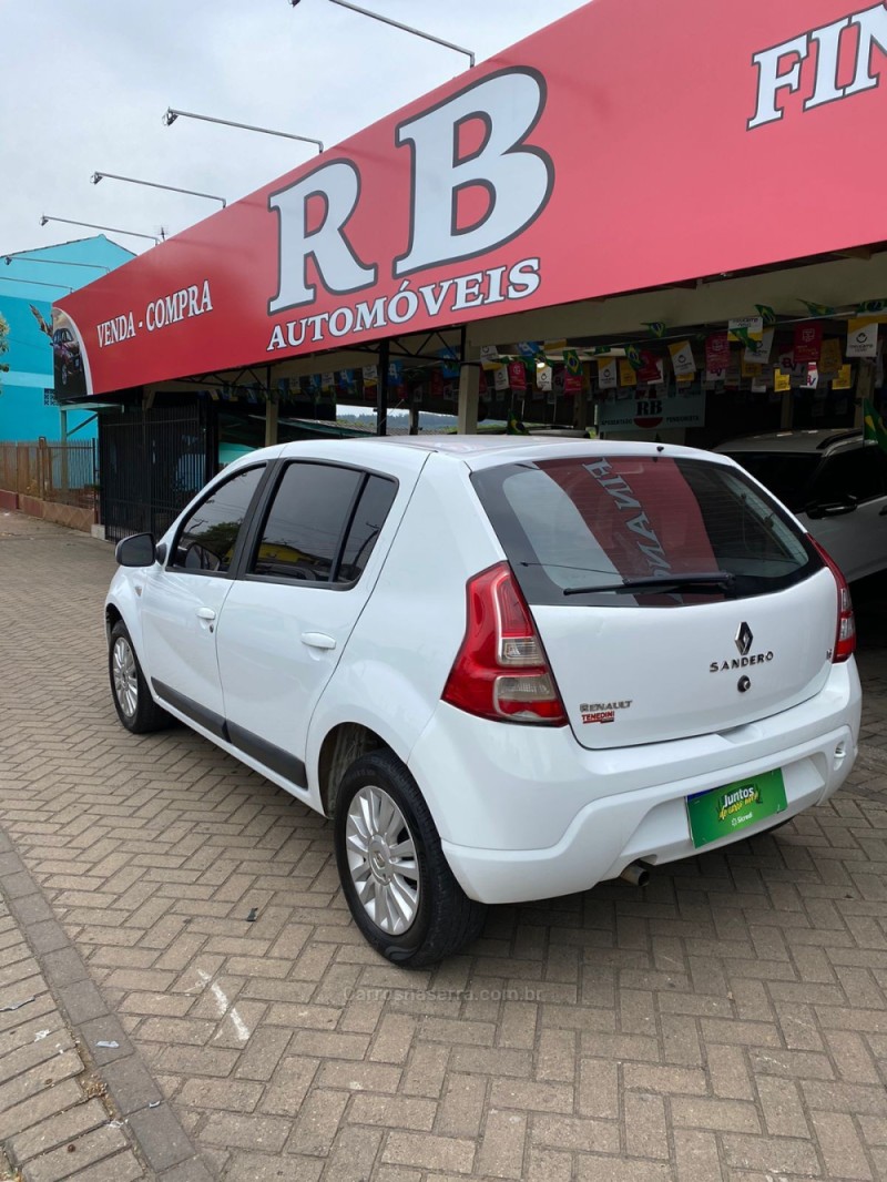 SANDERO 1.6 PRIVILÉGE 8V FLEX 4P MANUAL - 2013 - PAROBé