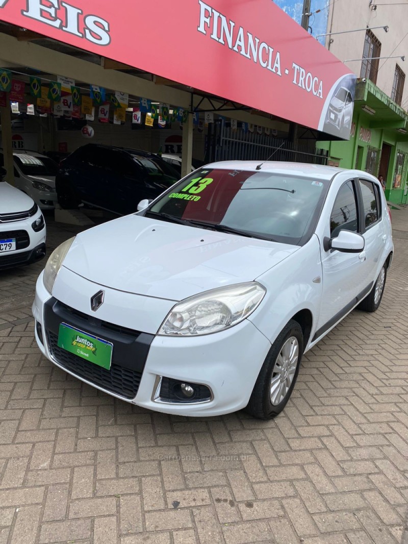 SANDERO 1.6 PRIVILÉGE 8V FLEX 4P MANUAL - 2013 - PAROBé