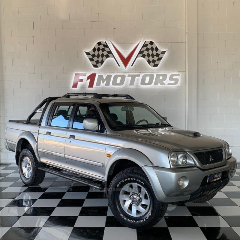 Mitsubishi L-200 CD SPORT GLS 4X4 2.5 TB-IC - SóCarrão