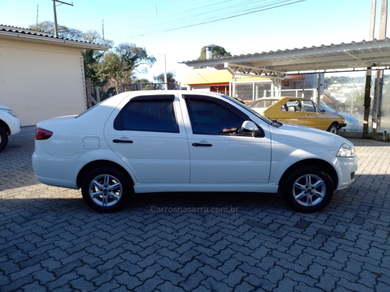 SIENA 1.0 MPI EL 8V FLEX 4P MANUAL - 2013 - BENTO GONçALVES