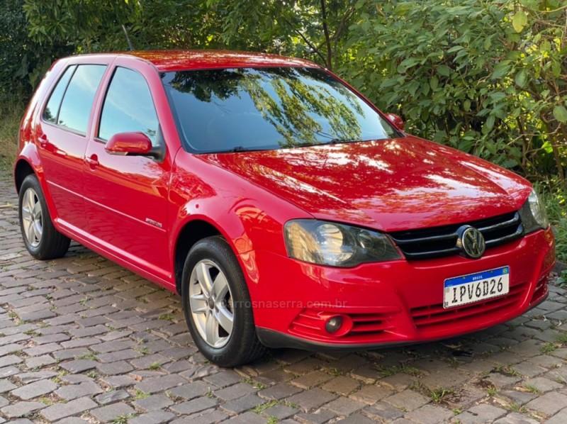 GOLF 1.6 MI SPORTLINE 8V FLEX 4P MANUAL - 2010 - CAXIAS DO SUL