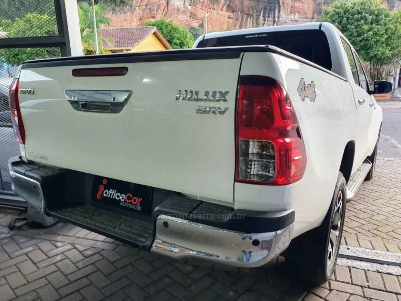 HILUX 2.8 SRV 4X4 CD 16V DIESEL 4P AUTOMÁTICO - 2022 - TRêS COROAS