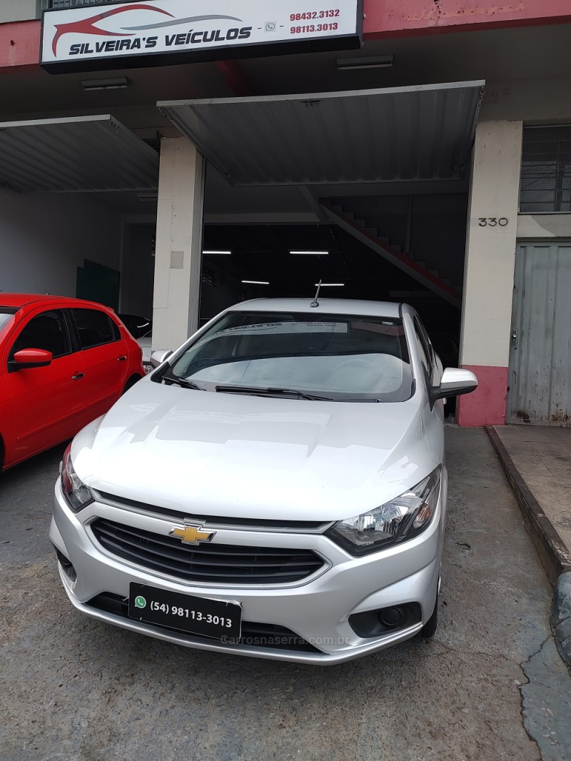 ONIX 1.4 MPFI LT 8V FLEX 4P MANUAL - 2018 - CAXIAS DO SUL