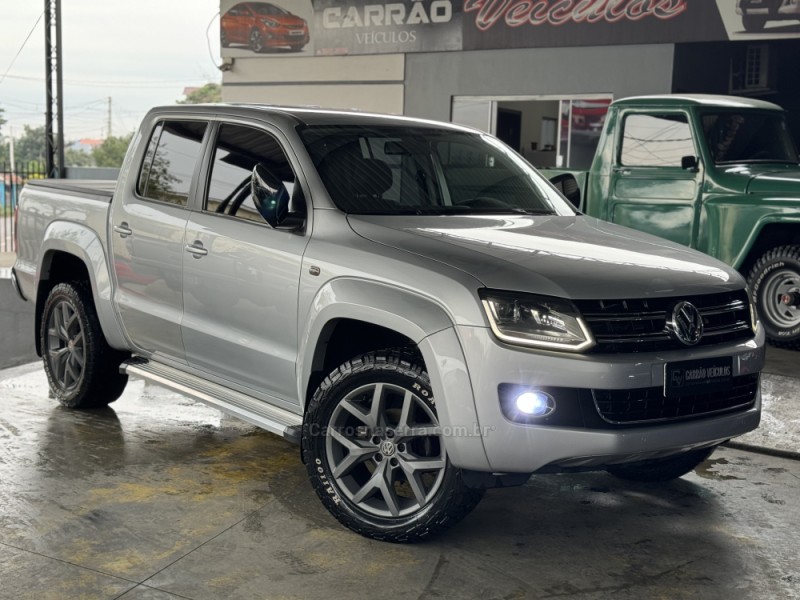 AMAROK 2.0 HIGHLINE 4X4 CD 16V TURBO INTERCOOLER DIESEL 4P AUTOMÁTICO - 2016 - PAROBé