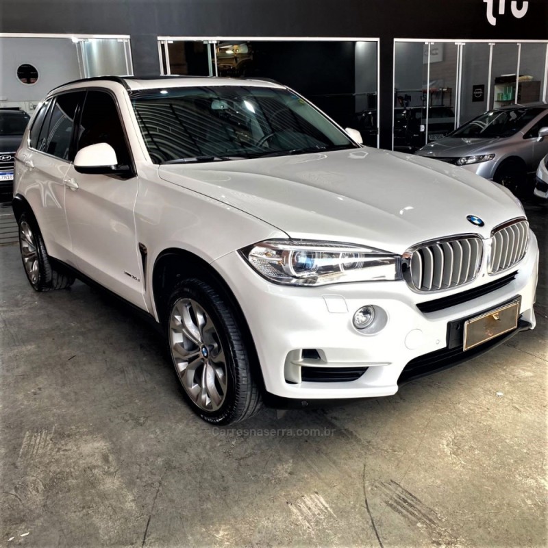 X5 3.0 4X4 30D I6 TURBO DIESEL 4P AUTOMÁTICO - 2016 - CAXIAS DO SUL