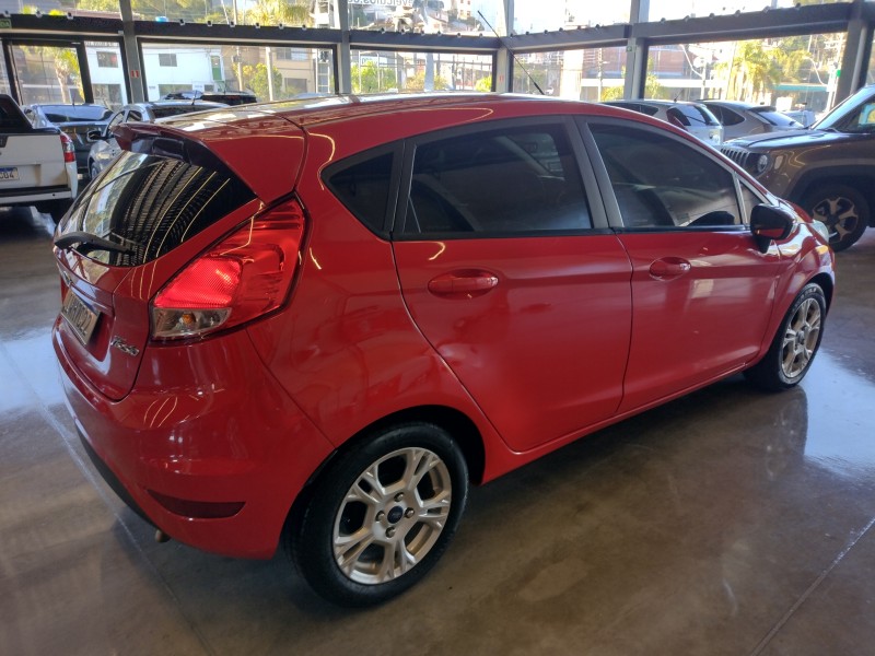 FIESTA 1.5 SE HATCH 16V FLEX 4P MANUAL - 2015 - CAXIAS DO SUL