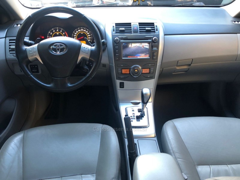 COROLLA 2.0 XEI 16V FLEX 4P AUTOMÁTICO - 2014 - FELIZ