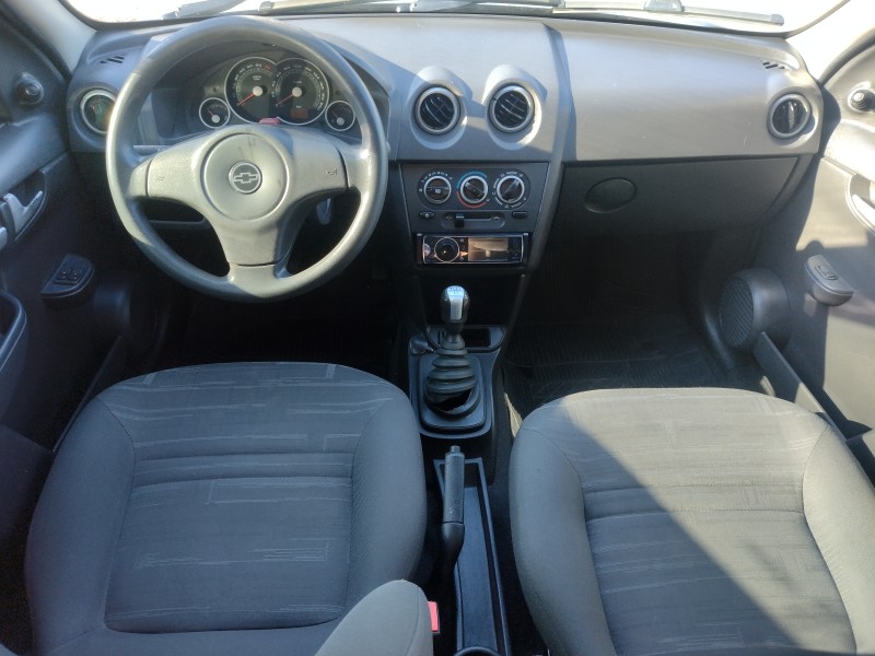 PRISMA 1.0 MPFI VHCE MAXX 8V FLEX 4P MANUAL - 2010 - CAXIAS DO SUL