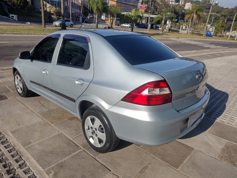 PRISMA 1.0 MPFI VHCE MAXX 8V FLEX 4P MANUAL - 2010 - CAXIAS DO SUL