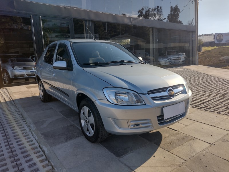 PRISMA 1.0 MPFI VHCE MAXX 8V FLEX 4P MANUAL - 2010 - CAXIAS DO SUL