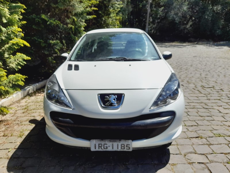 207 1.4 XR PASSION 8V FLEX 4P MANUAL - 2011 - FARROUPILHA