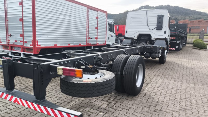 ATEGO 1719  - 2018 - GARIBALDI