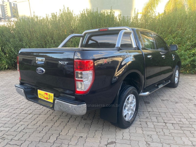 RANGER 3.2 XLT 4X4 CD 20V DIESEL 4P MANUAL - 2013 - CAXIAS DO SUL