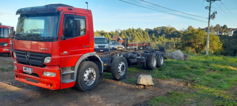 ATEGO 2428 4 EIXOS BITRUCK - 2011 - GARIBALDI