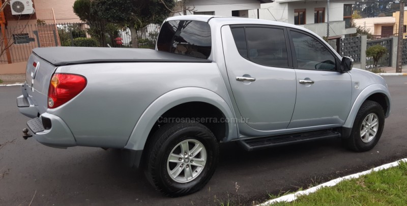 L200 TRITON 3.2 HPE 4X4 CD 16V TURBO INTERCOOLER DIESEL 4P AUTOMÁTICO - 2010 - FARROUPILHA