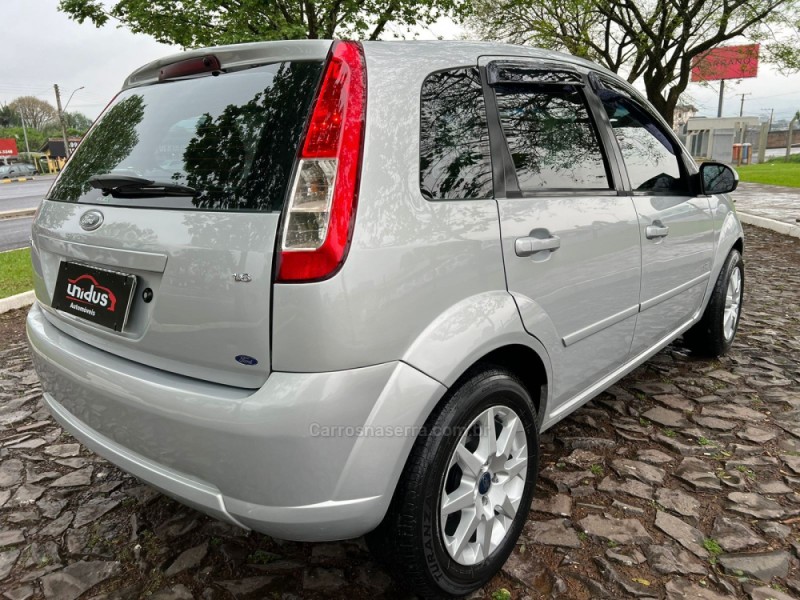 FIESTA 1.6 MPI HATCH 8V FLEX 4P MANUAL - 2010 - DOIS IRMãOS