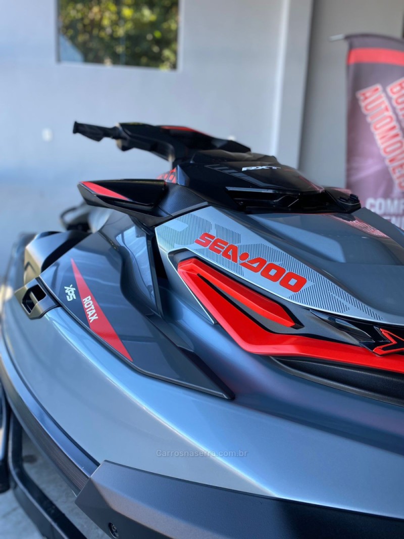 JET SKI RXT XRS-300 - 2018 - PAROBé