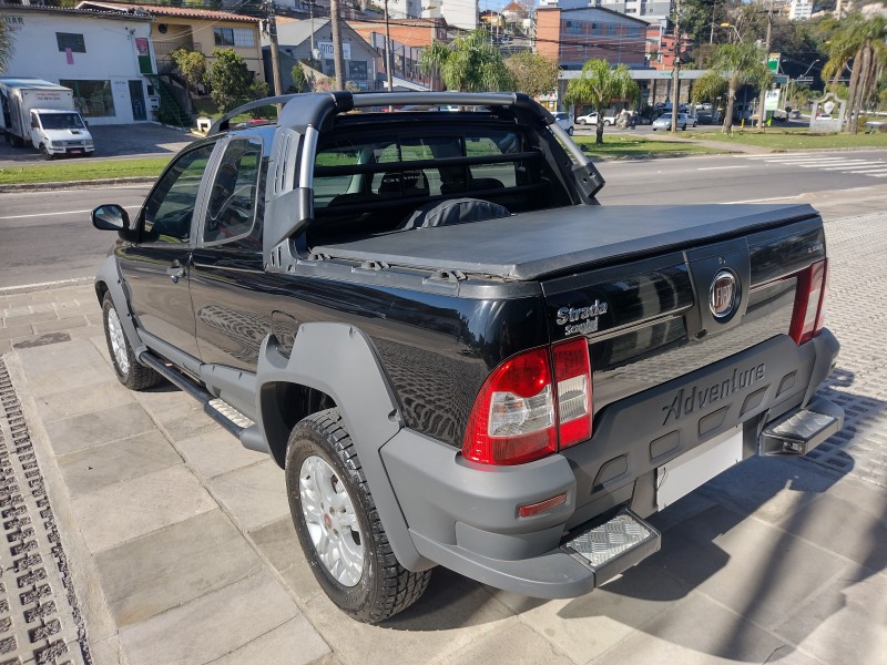 STRADA 1.8 MPI ADVENTURE LOCKER CD 8V FLEX 2P MANUAL - 2010 - CAXIAS DO SUL