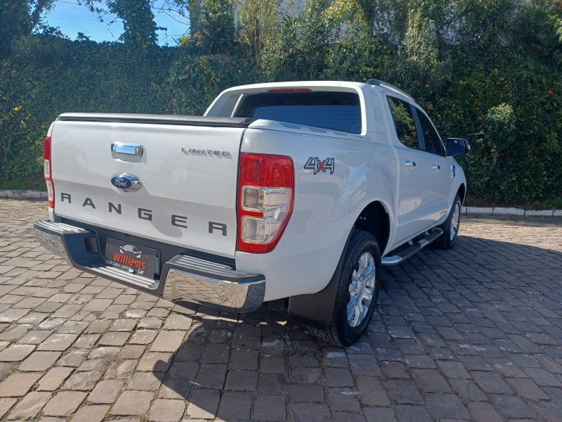 RANGER 3.2 LIMITED PLUS 4X4 CD 20V DIESEL 4P AUTOMÁTICO - 2017 - FARROUPILHA