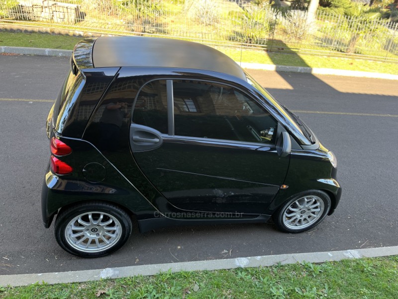 FORTWO 1.0 MHD COUPÉ 3 CILINDROS 12V GASOLINA 2P AUTOMÁTICO - 2012 - GRAMADO