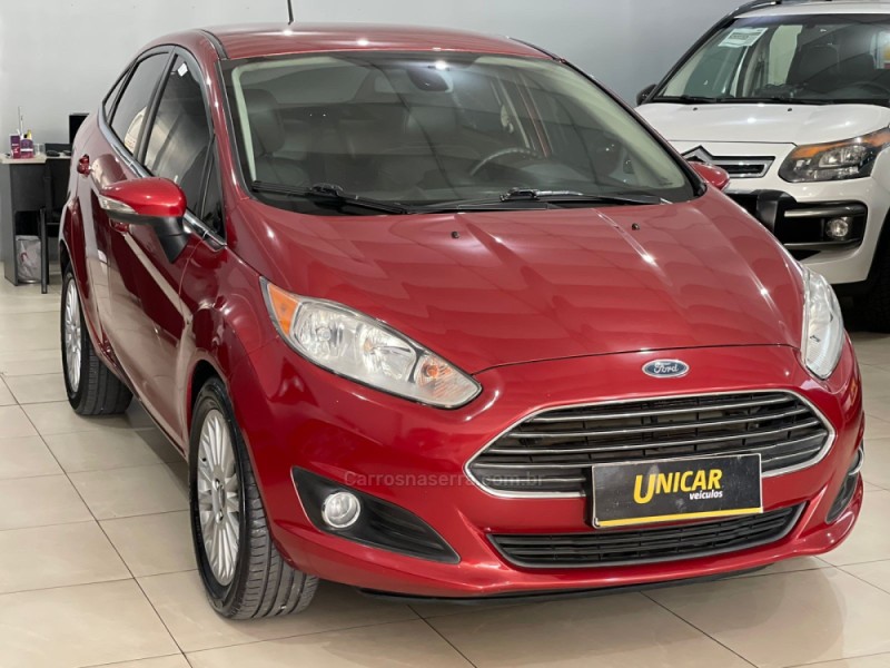 FIESTA 1.6 TITANIUM SEDAN 16V FLEX 4P AUTO - 2015 - PASSO FUNDO