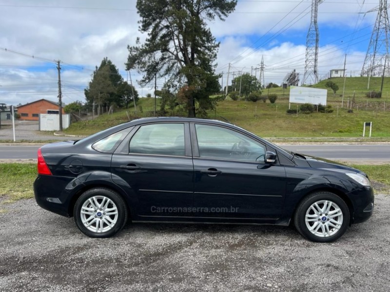 FOCUS 2.0 GLX SEDAN 16V GASOLINA 4P AUTOMÁTICO - 2013 - FARROUPILHA