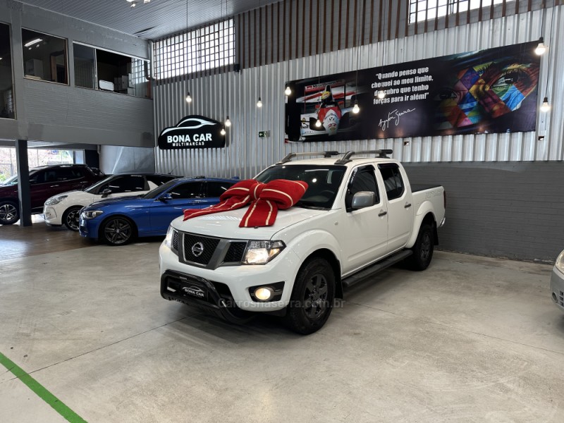 FRONTIER 2.5 SV ATTACK 4X4 CD TURBO ELETRONIC DIESEL 4P AUTOMÁTICO - 2015 - CAXIAS DO SUL