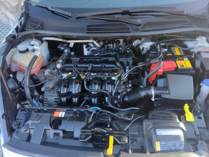 FIESTA 1.6 SE HATCH 16V FLEX 4P AUTOMÁTICO - 2015 - CAXIAS DO SUL