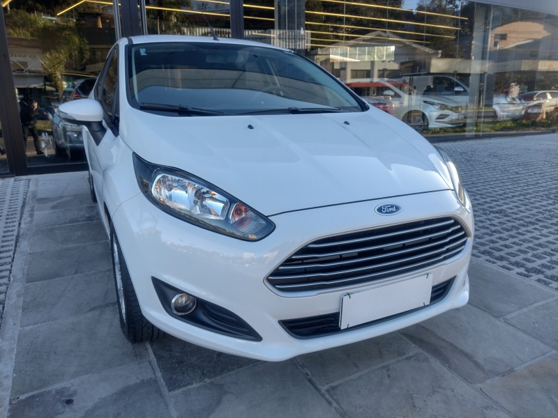 FIESTA 1.6 SE HATCH 16V FLEX 4P AUTOMÁTICO - 2015 - CAXIAS DO SUL