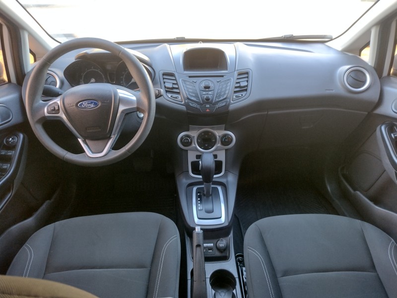FIESTA 1.6 SE HATCH 16V FLEX 4P AUTOMÁTICO - 2015 - CAXIAS DO SUL