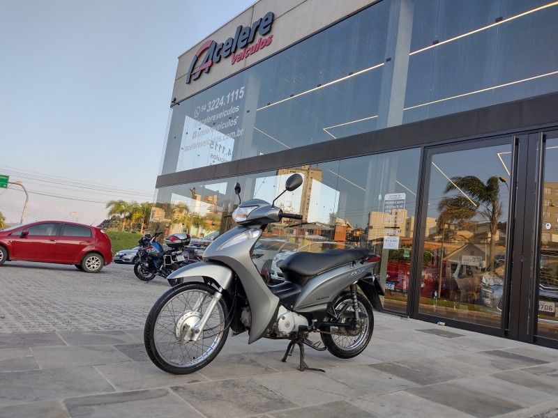 BIZ 125 ES
