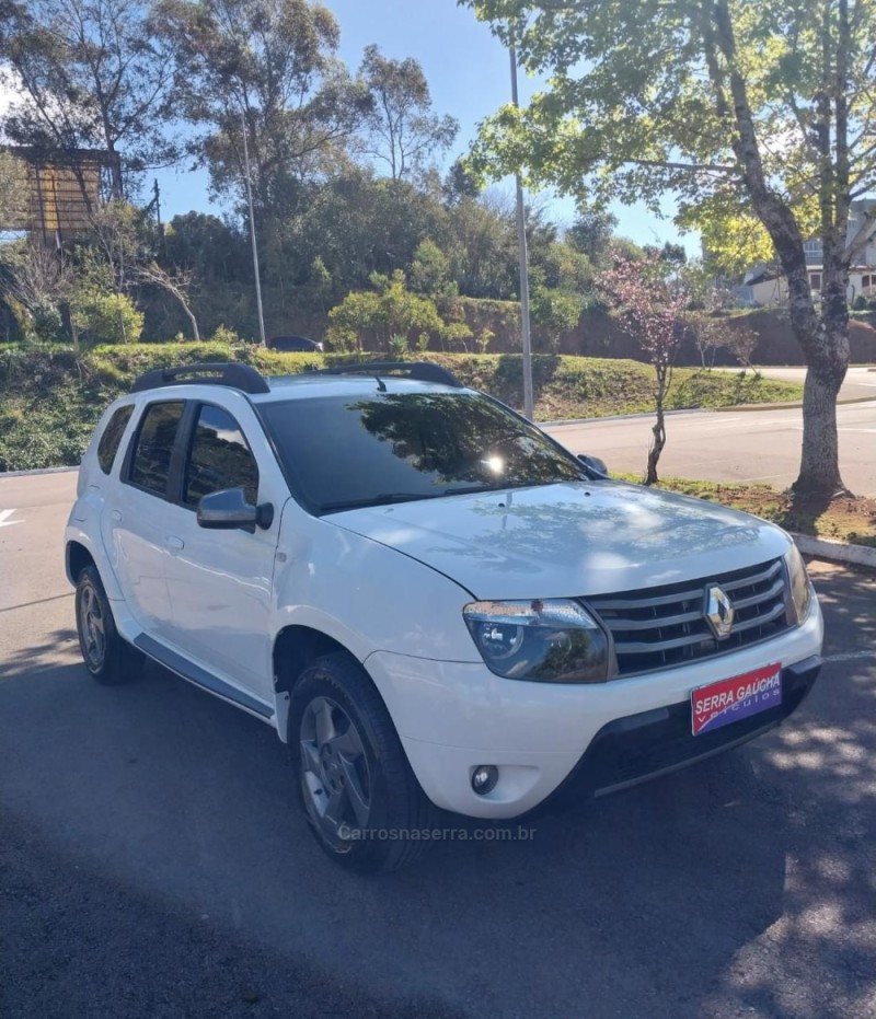 DUSTER 2.0 DYNAMIQUE 4X2 16V FLEX 4P AUTOMÁTICO - 2015 - BENTO GONçALVES