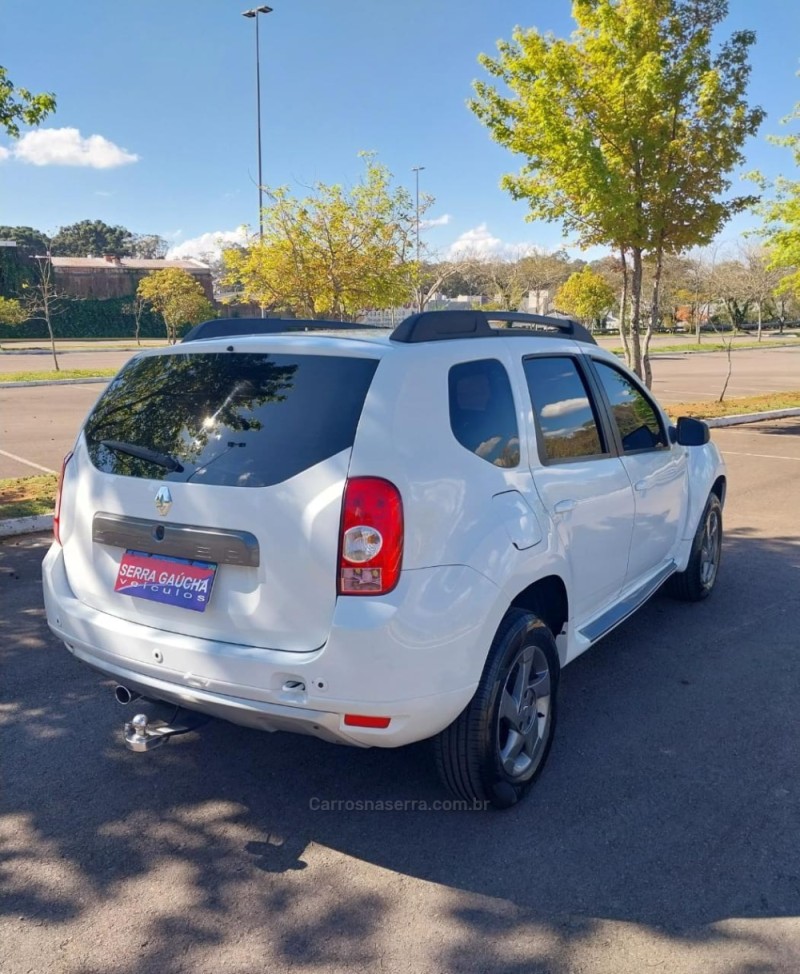 DUSTER 2.0 DYNAMIQUE 4X2 16V FLEX 4P AUTOMÁTICO - 2015 - BENTO GONçALVES