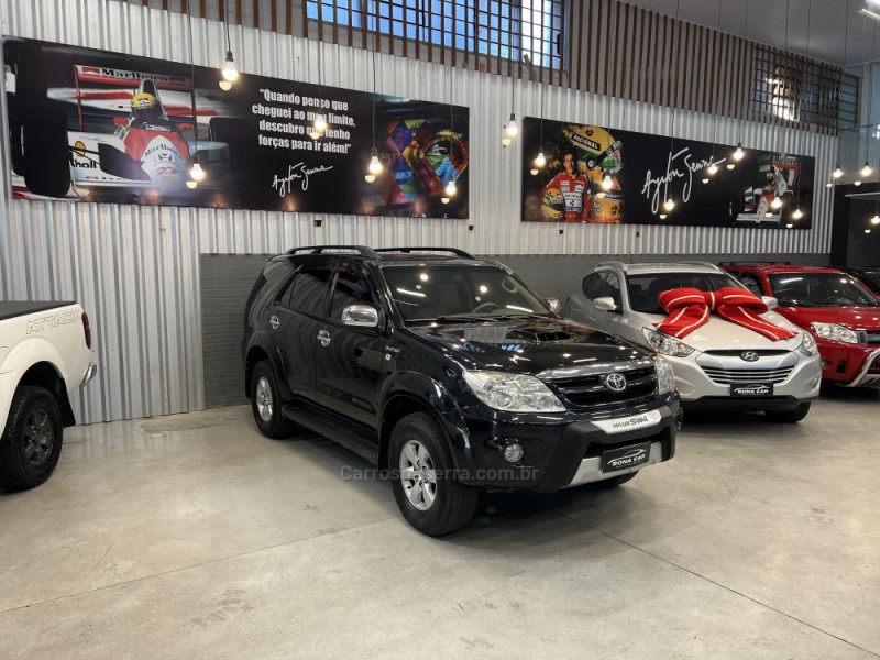 HILUX SW4 3.0 SRV 4X4 CD 16V TURBO INTERCOOLER DIESEL 4P AUTOMÁTICO - 2009 - CAXIAS DO SUL