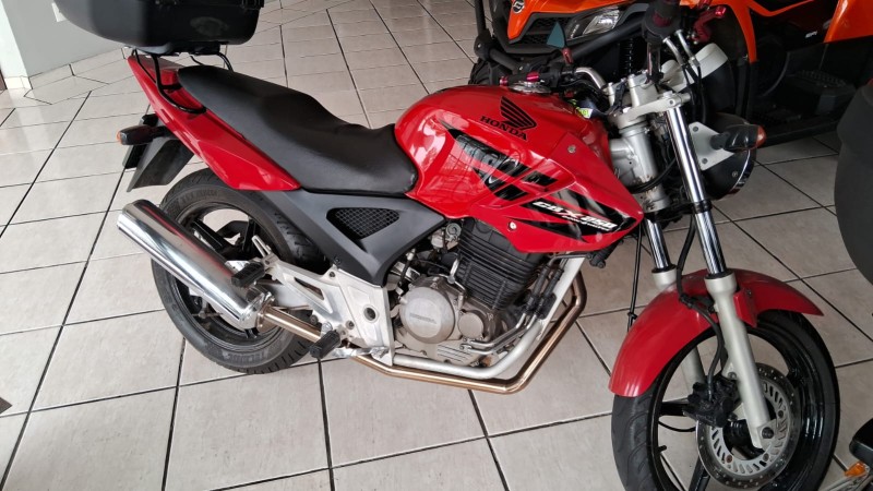 Honda CBX 250 Twister 2008 - Vale a pena? 