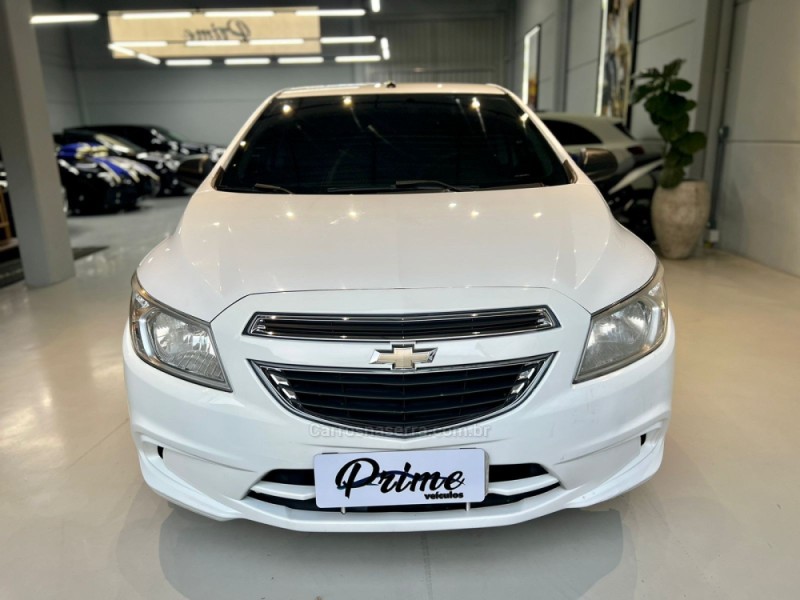 Chevrolet Onix 1.0 Mpfi Ls Flex 4p em Novo Hamburgo