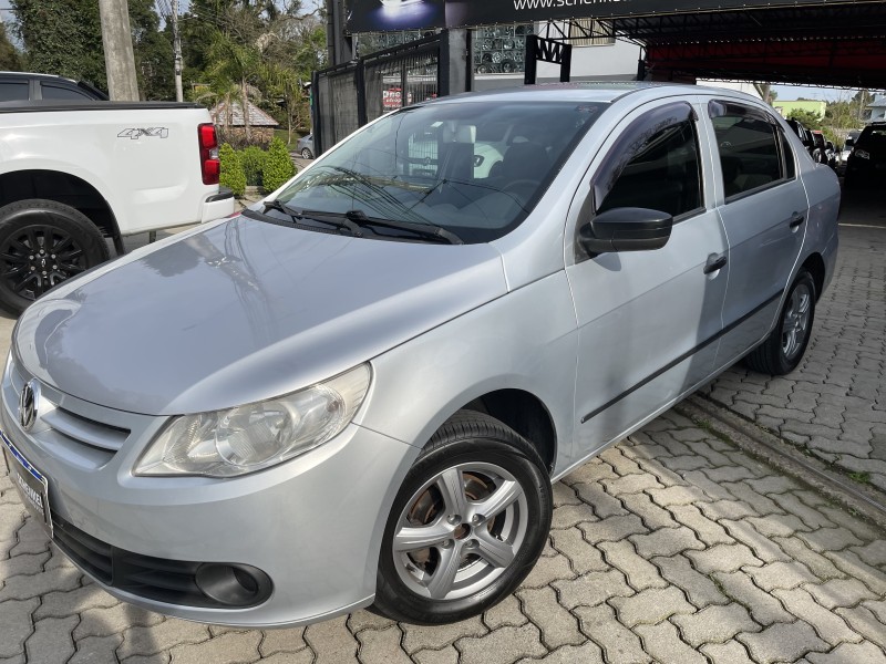 VOYAGE 1.6 MI 8V FLEX 4P MANUAL - 2010 - NOVA PETRóPOLIS