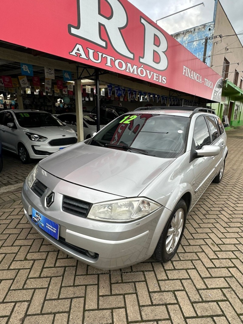 MÉGANE 1.6 DYNAMIQUE GRAND TOUR 16V FLEX 4P MANUAL - 2012 - PAROBé