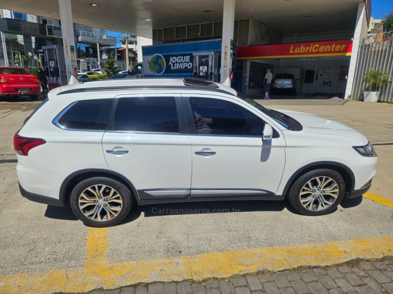 OUTLANDER 2.2 4X4 16V DIESEL 4P AUTOMÁTICO - 2016 - CAXIAS DO SUL