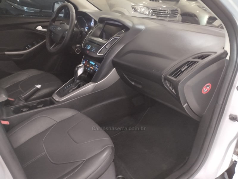 FOCUS 2.0 SE 16V FLEX 4P AUTOMÁTICO - 2017 - NOVO HAMBURGO
