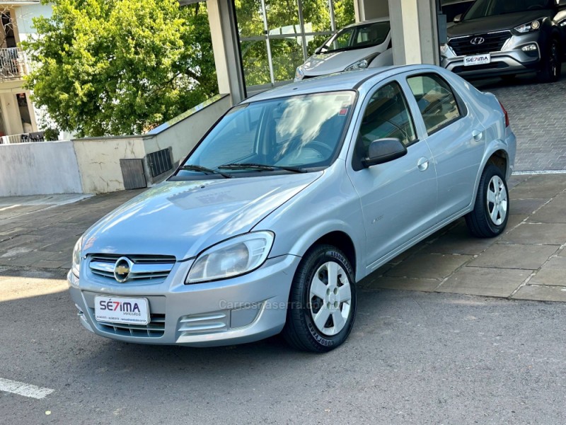 CHEVROLET - CORSA - 2008/2009 - Prata - R$ 28.900,00 - Promotors Brasil