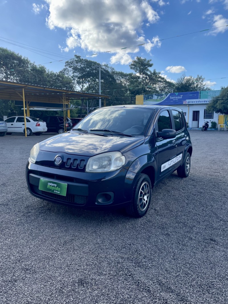 UNO 1.0 EVO VIVACE 8V FLEX 4P MANUAL - 2012 - SAPIRANGA