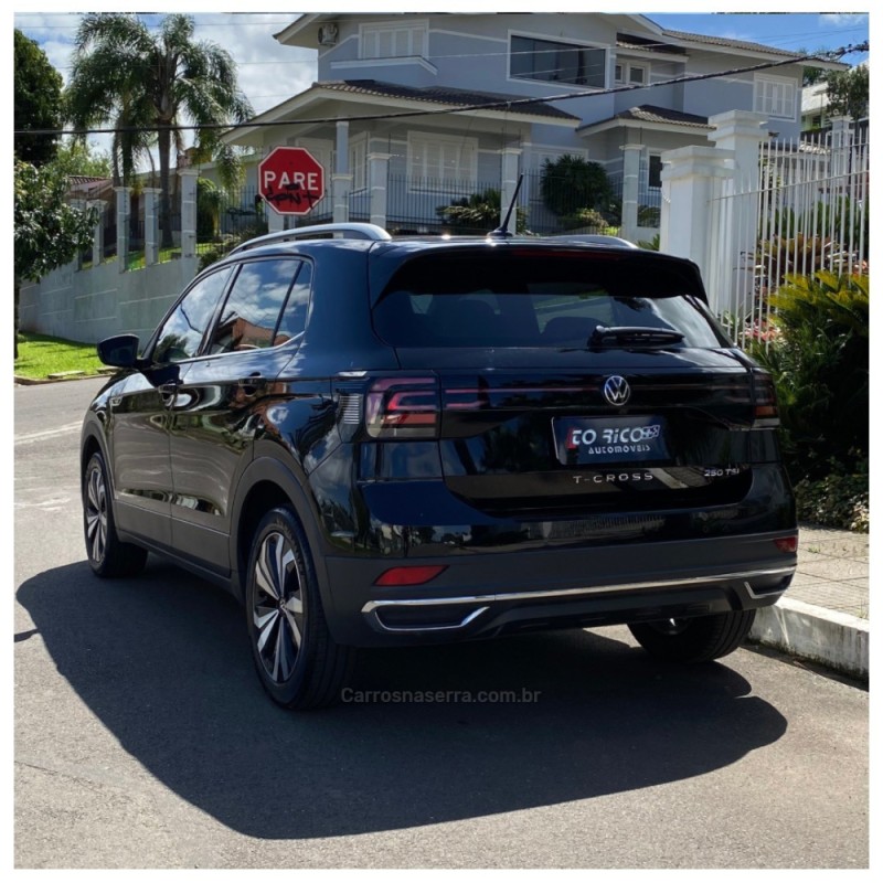 T-CROSS 1.4 HIGHLINE TSI 16V FLEX 4P AUTOMÁTICO - 2022 - CAMPO BOM