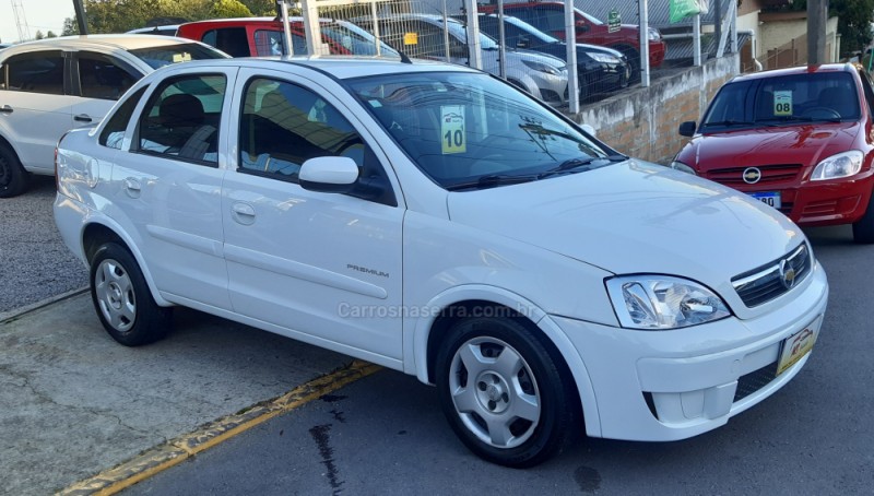 GM - Chevrolet Corsa Hatch Maxx 1.4 4p. Preta 2009 - Campo Grande