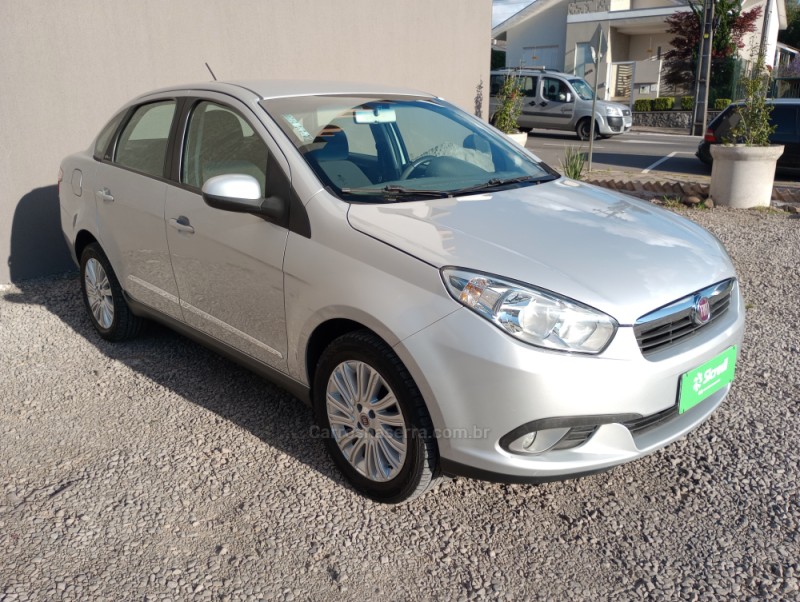 GRAND SIENA 1.6 MPI ESSENCE 16V FLEX 4P MANUAL - 2015 - FLORES DA CUNHA