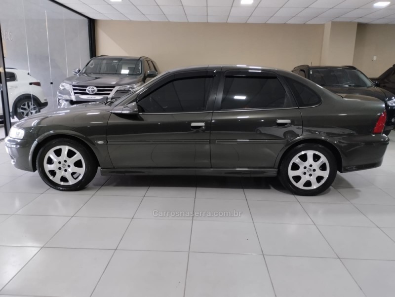 VECTRA 2.0 MPFI COLLECTION 8V GASOLINA 4P MANUAL - 2005 - NOVO HAMBURGO